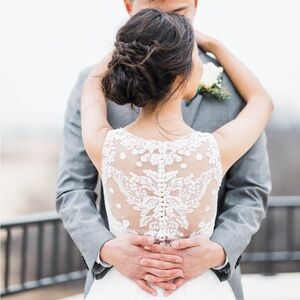 Size 2 Allure Bridals Wedding Dress